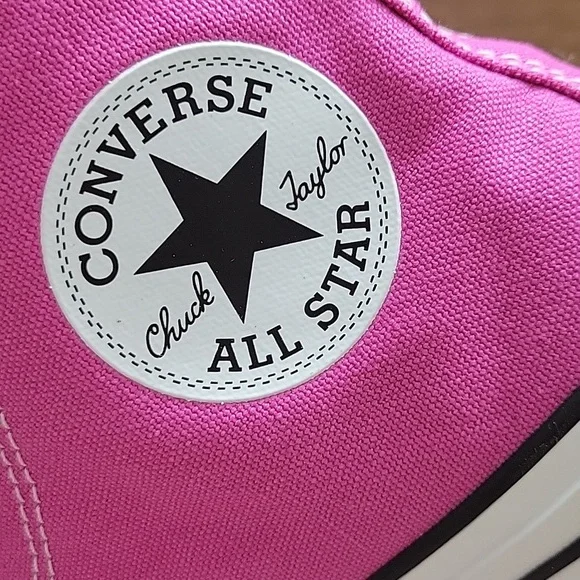 Converse high top Brand new. - Picture 3 of 11
